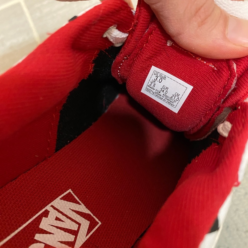 Vans Youth Size 3 Checkered Sneakers – Red & Black shoes skate shoes| NWOT - Picture 5 of 5
